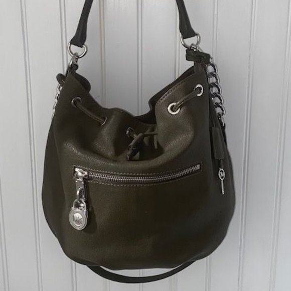 Michael Kors Knox Drawstring Loden Leather Bucket Bag w silver hardware EUC - Picture 1 of 16